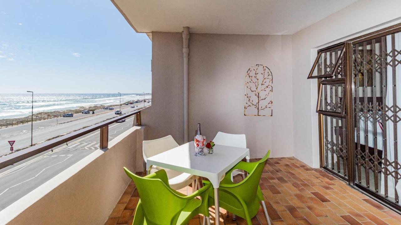 Ferienwohnung Beach Daze Bloubergstrand Exterior foto